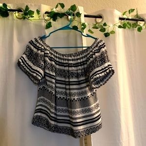 Off-the-shoulder patterned shirt. Great condition. Worn only a handful of times
